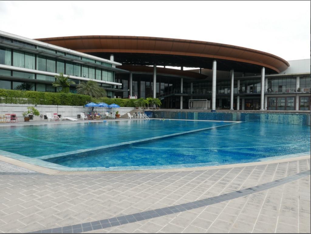 Ayi Home Bangkok Exterior photo